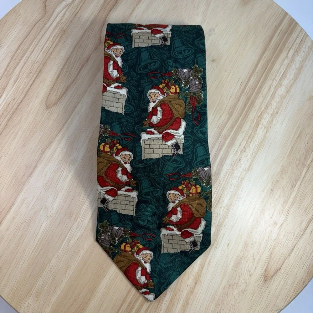 Vintage Robert Talbott for Guffey's Men's Green Santa Claus Christmas Silk Tie